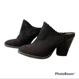 - Size 8.5 black suede clogs